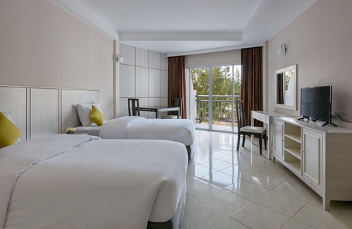 Nong Kae Hotel | Seapine Beach Golf and Resort Hua Hin