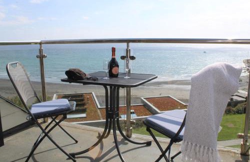 Seaton House | Seascape - Mount Brioni