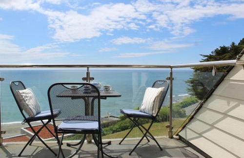 Seaton House | Seascape - Mount Brioni