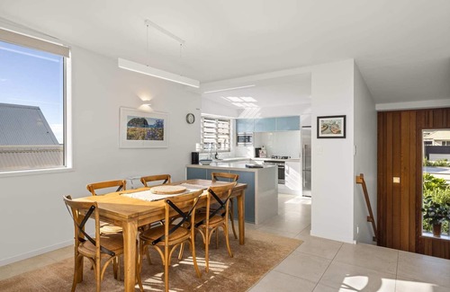 Mount Maunganui Apartment | Seascape on Sunbrae with Sea Views