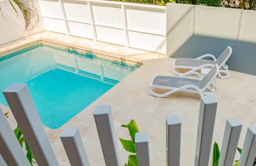 Sunshine Beach Apartment | Seascape Pet Friendly Ocean Views Sunshine Beach
