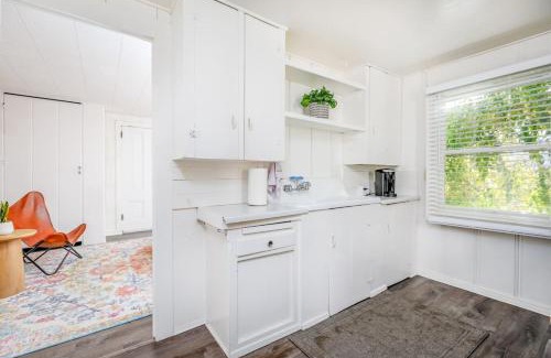 Avila Beach Apartment | Seashell Sunshack