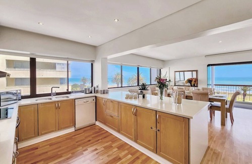 Three Anchor Bay Apartment | Seaside Apartment with Promenade views.
