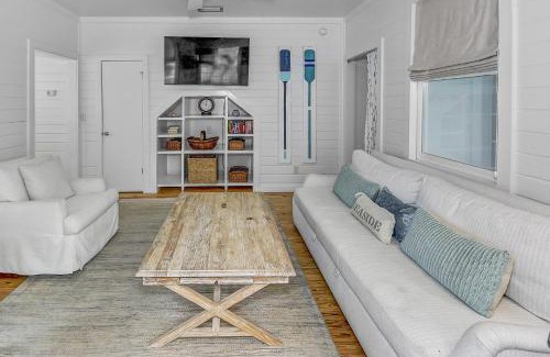 Seaside House | Seaside Cottage "SEA SHACK" Adorable Tupelo Street, Sleeps 4 home