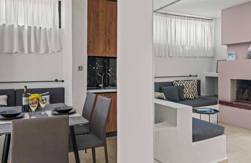 Kokkini Chani House | Seaside Gem near Heraklion, Villa Maro III Getaway