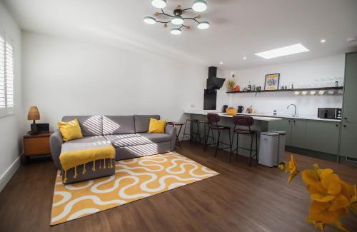 Seaford House | Seaside Hideaway By Airpremier