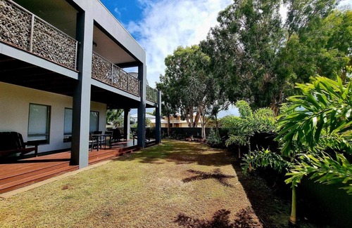 Burrum Heads House | Seaside Home 3BR/2BA Kayaks, Bikes & Pet-Friendly , Wi Fi