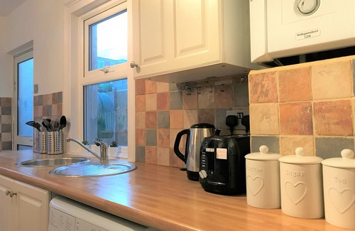 Worthing Apartment | Seaside House with Parking in Central Worthing