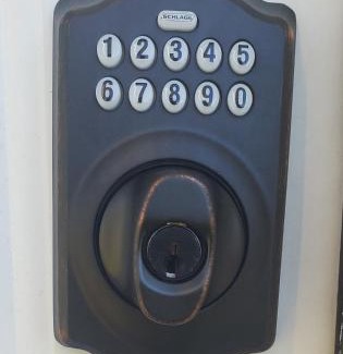 Madison-on-the-Lake House | SeaSide Lake-Front Cottage