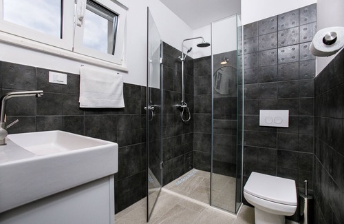 Podglavica House | Seaside luxury villa with a swimming pool Zatoglav, Rogoznica (K-11685)