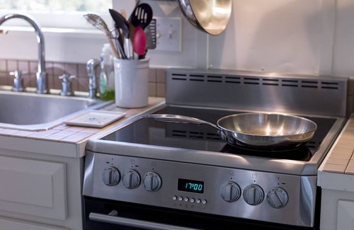 Seaside House | Seaside "Pleasure Principal"| 2 BR | 3 Bath |Sleeps 6| Pet Friendly | Bikes!