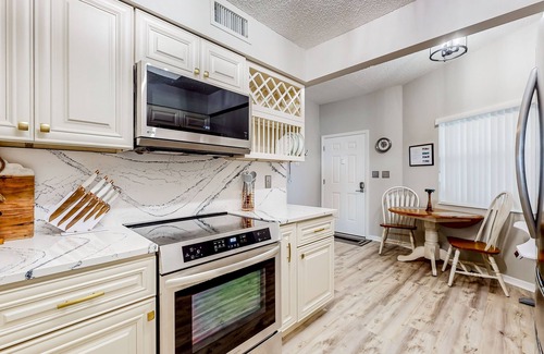 Palm Coast Condo | Seaside Serenity: Beachfront Haven in Palm Coast with resort amenities