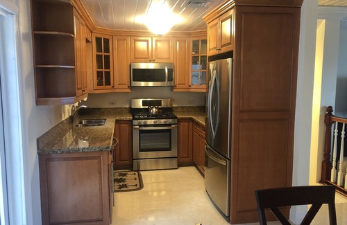 Gambier Apartment | Seaside Shores Condominium II