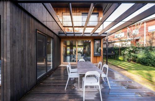 Somers House | Seasom with pool and spa in beautiful Somers