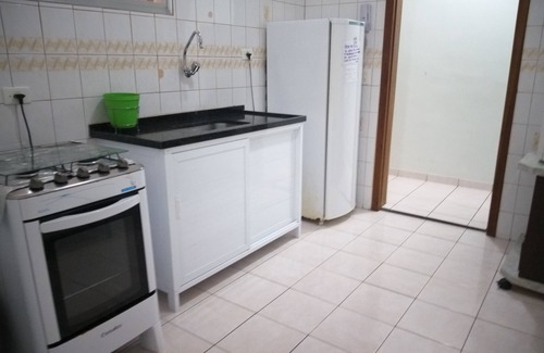 Vila Julia Apartment | SEASONAL APARTMENT IN GUARUJÁ ENSEADA - 10 MINUTES WALK FROM THE SEA - 2 BEDROOMS/GARAGE/WI FI