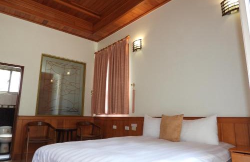 Jiaoxi House | Seasons Inn