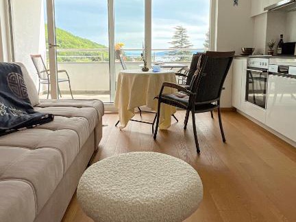 Sucici Apartment | seaview apartments croatia KARLA