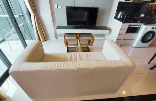 Cherngtalay Apartment | Seaview Condo In 5 Star Resort MG1