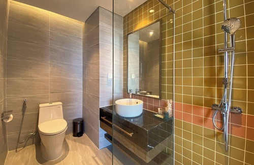 Suoi Nuoc Beach Hotel | Seaview Condotel Apec