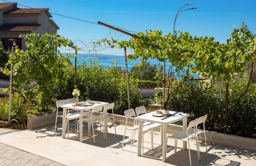 Kostrena Apartment | Seaview Garden Premium apartments