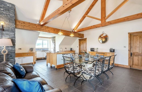 Portpatrick Cottage | Seaviews and Hot Tub at Admirals Anchor