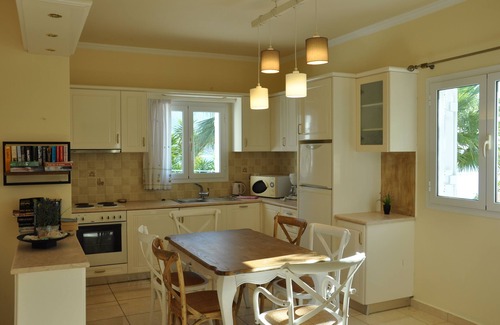 Karavados Villa | Seawave Villa