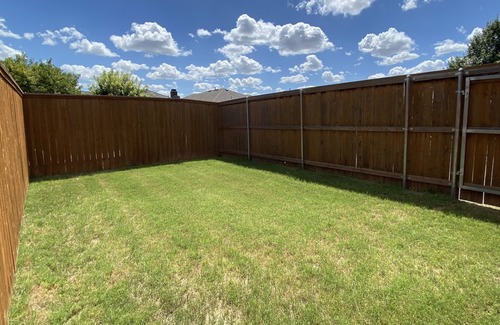 Lubbock House | Secluded 3 bedroom Family Garden Home