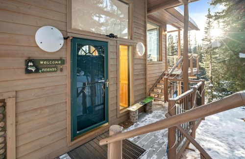 Valley of the Sun House | Secluded 3bed Hot tub Views