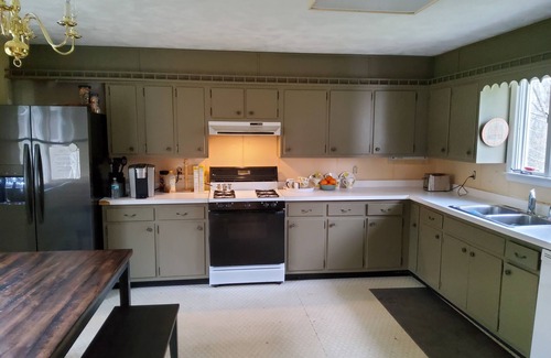 Laurelton House | Secluded 4-Bedroom house on wooded waterfront property adjoining Penn's Creek.