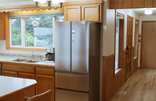 Tillamook House | Secluded, Bayfront Escape, Luxury Hot Tub, EV Charger, King Beds, Pets OK