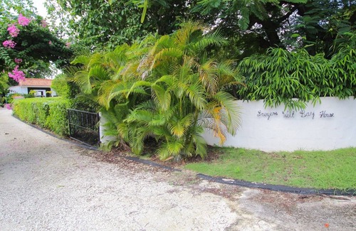 Fryers Well Villa | Secluded Beachfront Villa with Large Pool and Gardens - Fryers Well Bay by BSL Rentals