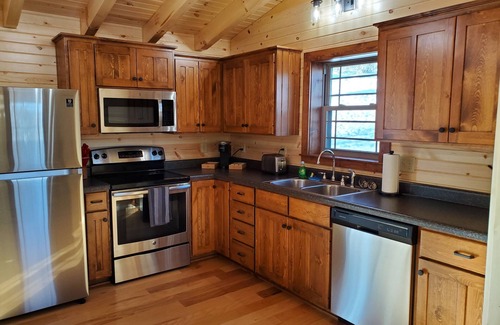 Rockbridge Cabin | Secluded, beautiful cabin with hot tub and fire pit in heart of Hocking Valley!