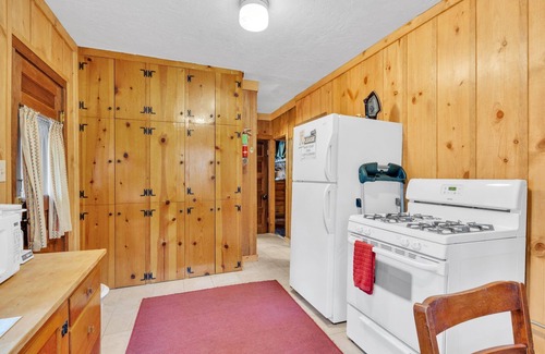 Green Mountain Falls Cabin | Secluded Cabin, Located Close To All The Pikes Peak Area Attraction