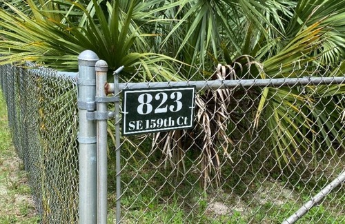 Ocklawaha Cabin | Secluded Cabin #1 in the Woods Close to Everything