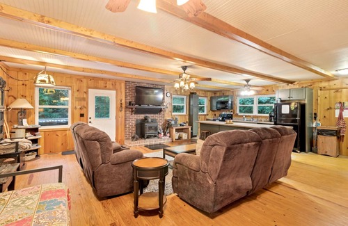Sunset House | Secluded cabin surrounded by mountains, waterfalls, wildlife, and 50,000 acres