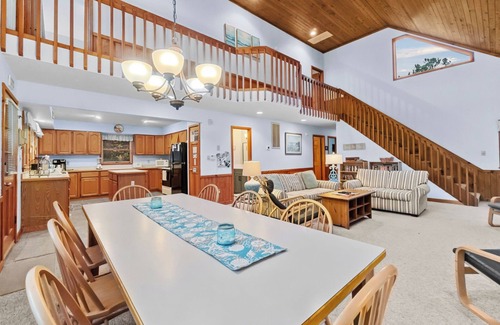 Ocean Hill House | Secluded Cottage w/Pool, Close to Historic Corolla Village