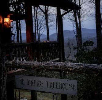 Lake Toxaway House | Secluded Delight: Unplug and Reconnect in a Special House in Lake Toxaway's Woods
