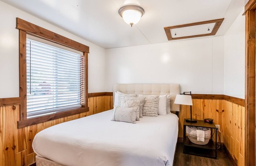 Victor Cabin | Secluded Dog-Friendly Cabin W/ Free WiFi, Kitchenette, & Wonderful Views