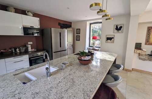 St-Pardoux-et-Vielvic House | Secluded estate, nature, wifi, air conditioning, heated pool