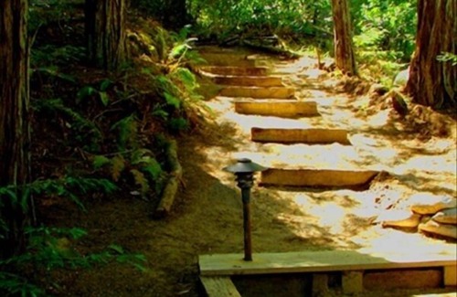Summerhome Park House | Secluded Hillside Hideaway Offers Elegance, Comfort, Amenities