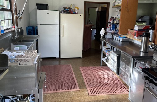 Millington Cabin | Secluded lodge on scenic lake; hiking trails, fishing and more!