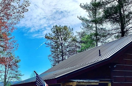 Ferguson Cabin | Secluded Misty Mountain Getaway: Serene Cabin amidst Blue Ridge Mountains