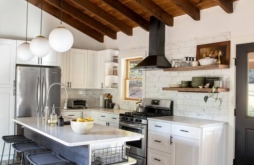 Lexington House | Secluded Modern Mountain Home