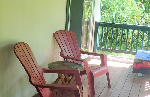 Kapoho House | Secluded Quiet Home Near Pahoa. Easy Day Trips to Hilo & Volcano National Park