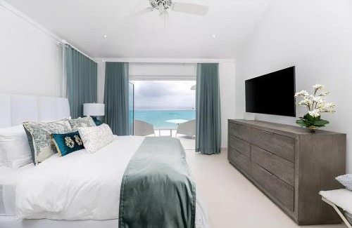 Long Bay House | Secluded Serene