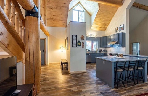 Pagosa Springs House | Secluded, Spacious, Close to Town, Large Lot, Great Family Home, Hot Tub