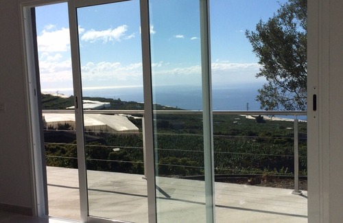 Tijarafe House | Secluded villa boasting panoramic views to the sea - infinity pool and free Wifi