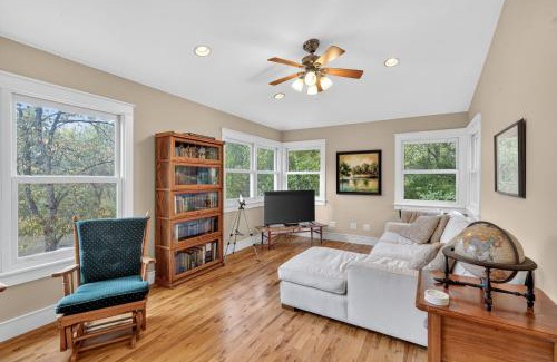 Ottawa House | Secluded Woodland Retreat Near Starved Rock Park home