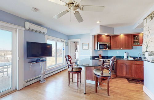 Ogunquit Condo | Second-floor condo with gorgeous ocean view - walk to town, beach & lighthouse
