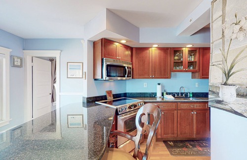 Ogunquit Condo | Second-floor condo with gorgeous ocean view - walk to town, beach & lighthouse